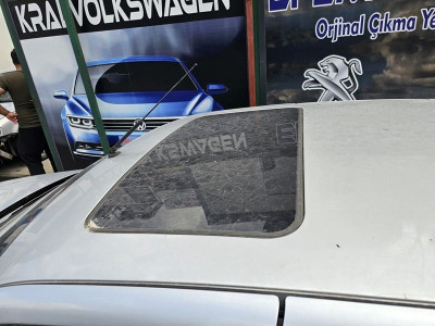 Peugeot 406 çıkma sunroof camı